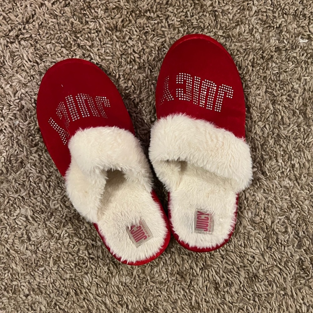 Juicy Couture slippers